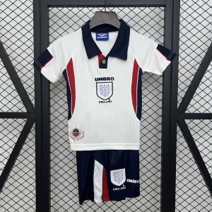 Kids England 1998 가정 규모 : 16-28